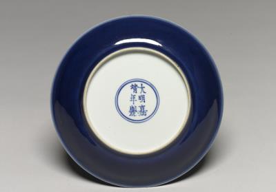 图片[3]-Dish with floral decoration in coblat blue glaze, Ming dynasty, Jiajing reign (1522-1566)-China Archive